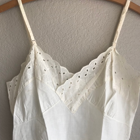 Vintage cotton eyelet slip size xs - Picture 6 of 9